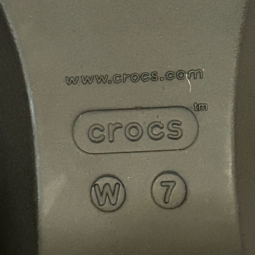 CROCS Brown Tan Clogs with Leather Strap - Picture 5 of 10